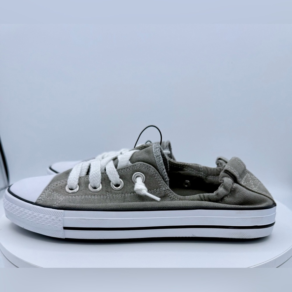 NWT Falls Creek Jasmin II Olive Green Canvas Sneakers‎ Women’s Size 8